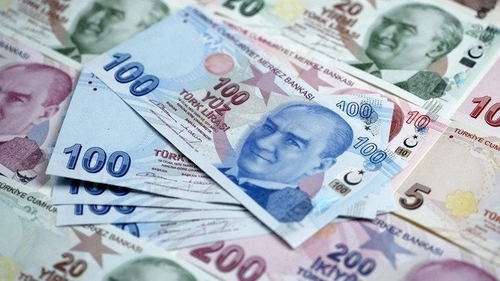 Δεν λέει να… «ορθοποδήσει» η τουρκική λίρα – Νέα υποχώρηση